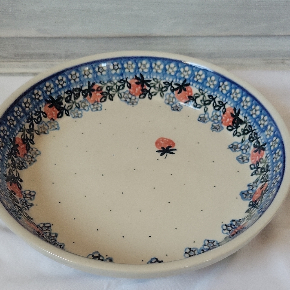 Polish Pottery Floral Blue and Cream Ceramic Bowl With Strawberries - Picture 12 of 13